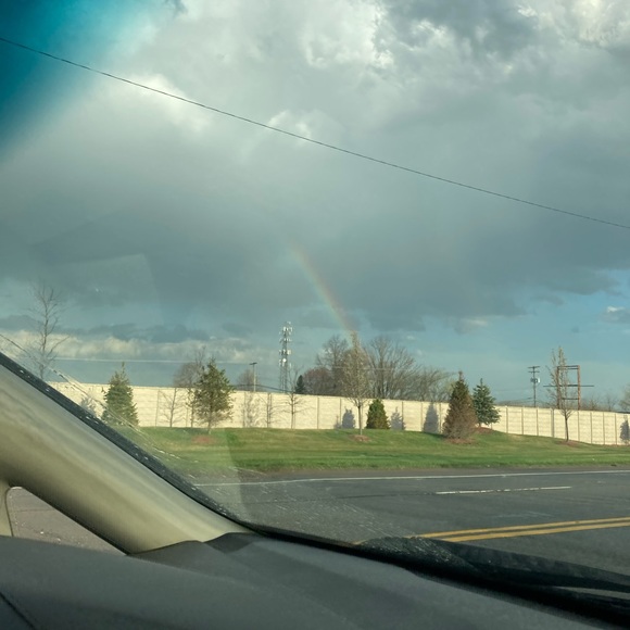 Meet your Posher, Debbie - Picture 3 of 6